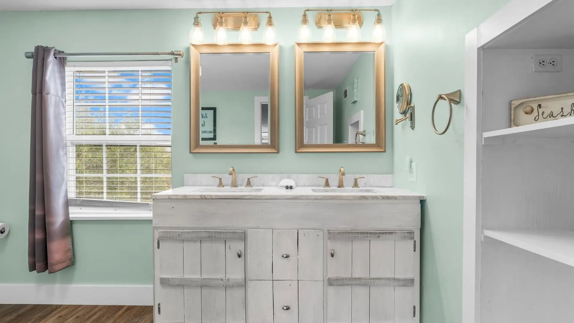 Spacious Lagoon Home With Stylish, Modern Decor Throughout! By Dolce Vita Getaways Pcb Panama City Beach United States